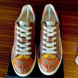 COACH Sneakers NEW! Size 7 1/2